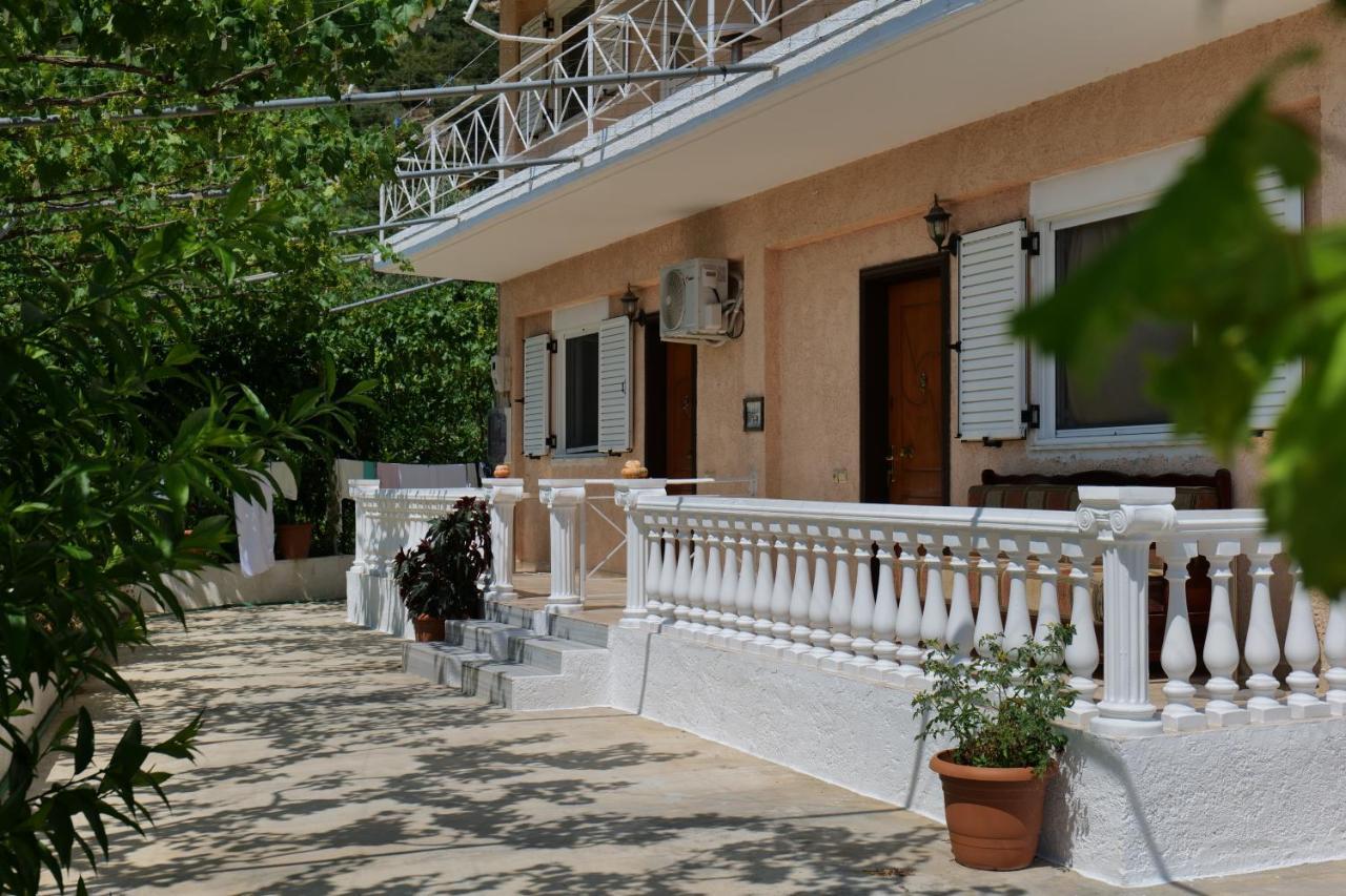 Arthur'S 4Apartments Borsh Zewnętrze zdjęcie