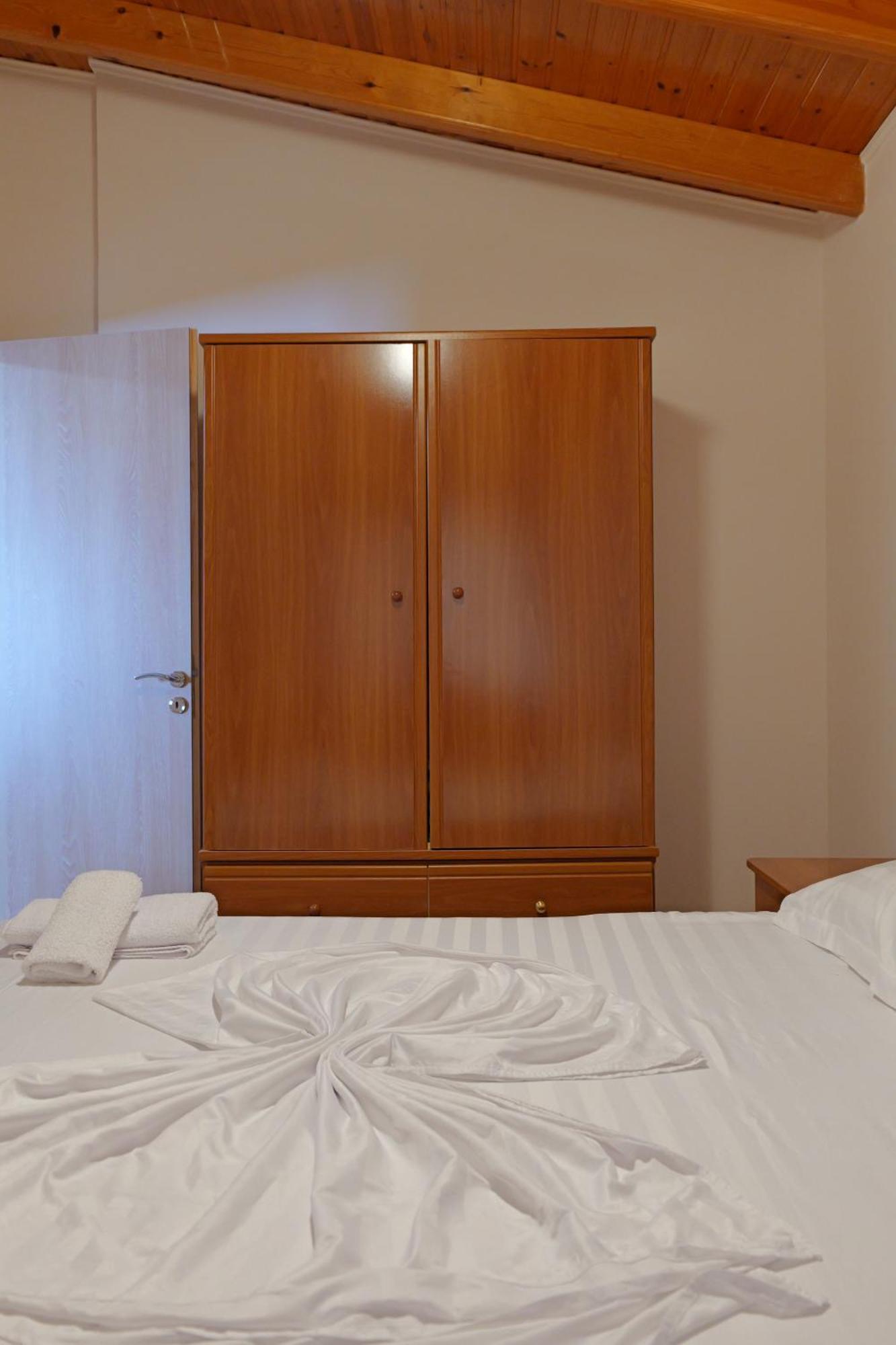 Arthur'S 4Apartments Borsh Zewnętrze zdjęcie