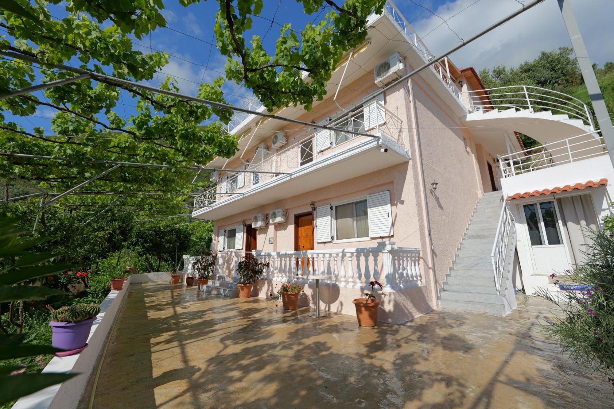 Arthur'S 4Apartments Borsh Zewnętrze zdjęcie